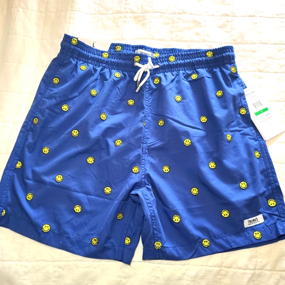 TRUNKS Surf & Swim Co Smiley face swim board shorts sz L NEW